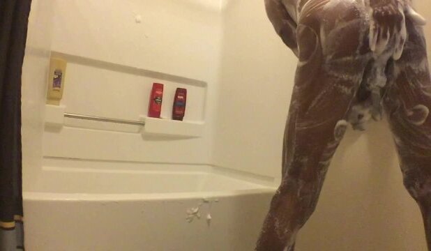 Alexs Sudzy Cummy Shower (close