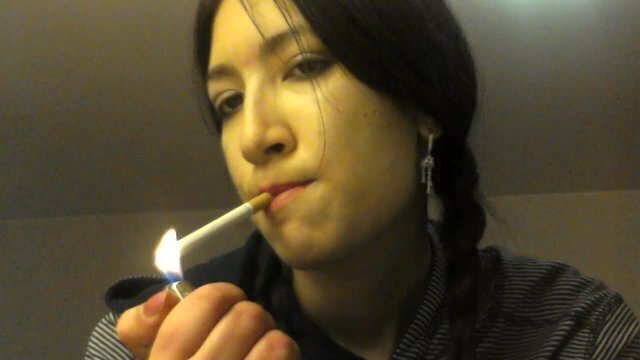 Asian Teen Smoking Shows Pussy Lovejoy lizlovejoy.manyvids.com