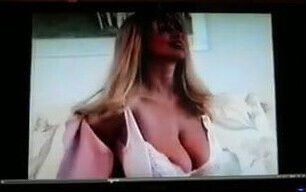 Horny hell: cumming hand-free pair