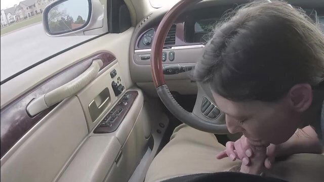PUBLIC Blowjob in a Parking Lot Cum Gargle