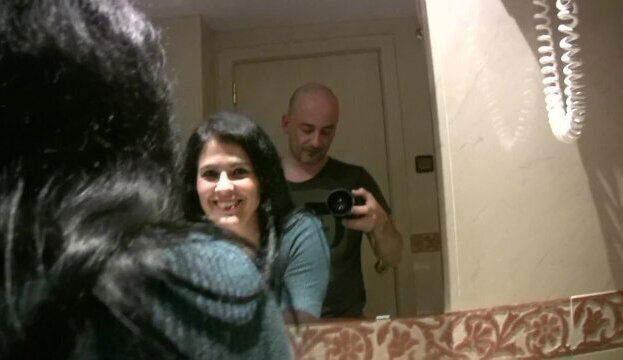 En el lavabo con la cachonda madurita española Montse Swinger