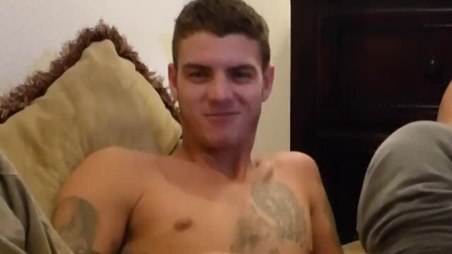 love train straight/gay-curious guys each other.