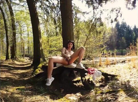 Lady teen outdoor forest masturbate with dildo 3DVR180