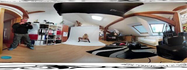 Bella Scaris Backstage before masturbation videos 3DVR UP-DOWN