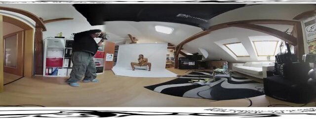 Naomi Bennet Backstage before video masturbation 3DVR UP-DOWN