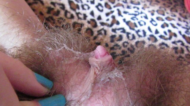 cummy hairy clit pussy