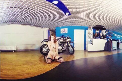 Model Klara Bikes Babes Sexy clips 3DVR180