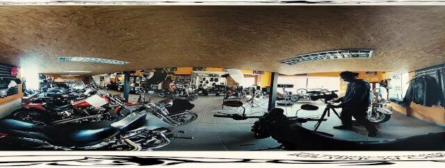 Backstage Lady Bikes Babes Sexy clips 3DVR360 Up/Down