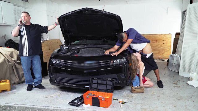 DON'T FUCK DAUGHTER Year Teen Ford Fucks Dad's Friend