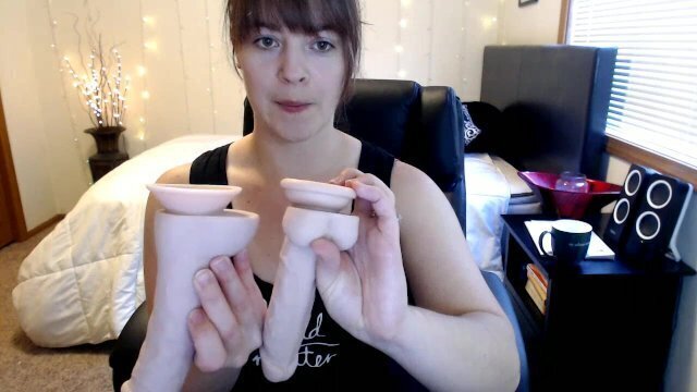 Review Factory Addiction Brad Dildo (Peepshow Toys)