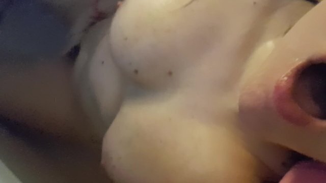 Bath playtime: girl gets strong quiet orgasm sisters house