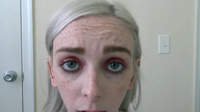 Face Fetish Student Bribes Professor Good Grade