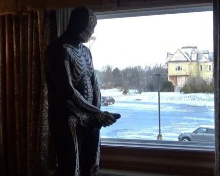 Dawn morphsuit window cums into black rubber extender