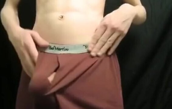 Seven inch cumming with hanging bull balls