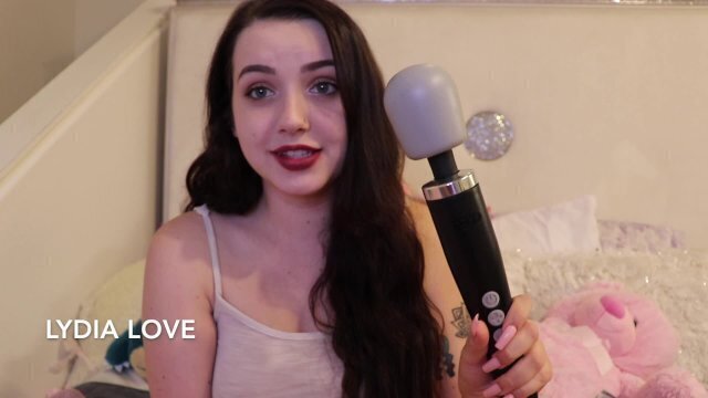 STORY FIRST ORGASM- LYDIA LOVE