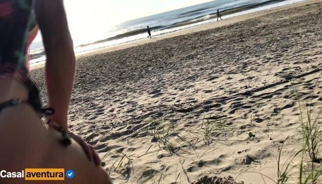 Real Amateur Public Risky Beach People walking near...