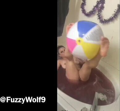 Beachball Bathtub