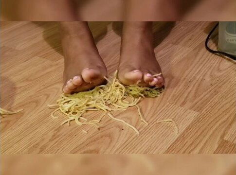 Giantess Bare feet foot crushing stomping foot spaghetti noodles
