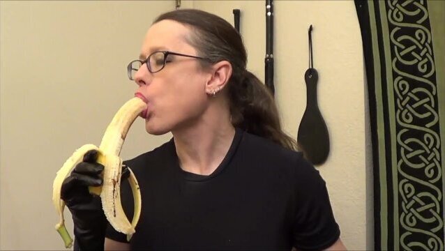 Athletic Deepthroats Banana