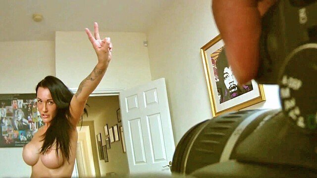 Candid view porn photoshoot Chantelle Luke