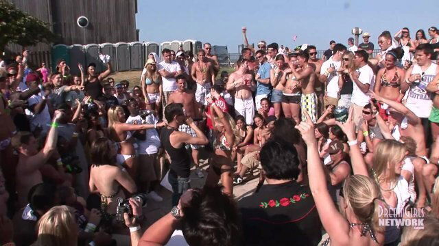 Bikini Twerking Contest Spring Break