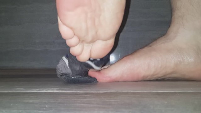 feet after long your face