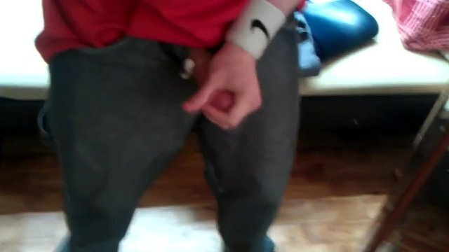 Skaterboy Cumming mirror (Reupload from Xtube) Puppy_Timbo