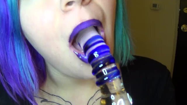 Oral Fixation: Mouth Glass Dildo