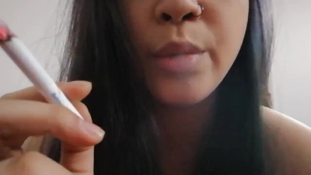 Miss Nicotine Fetish Smoking Fans