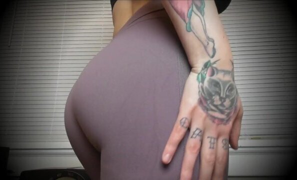 Year Yoga Pants Worship