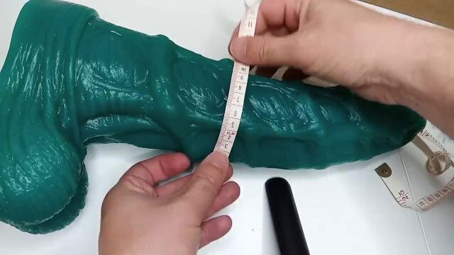 Unboxing Hankey's toys SEAHORSE LARGE METALLIC GREEN FIRM