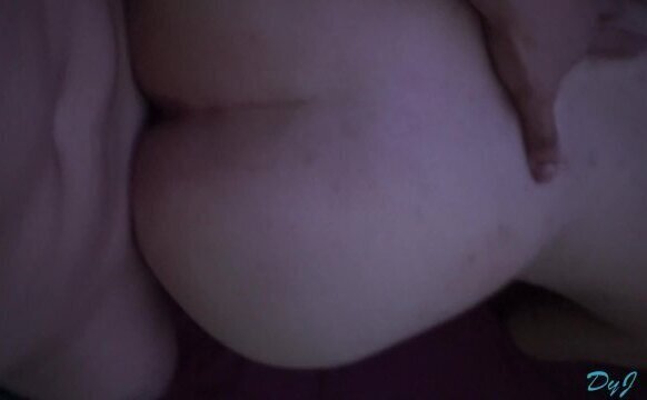 Latina milf in doggy enjoys