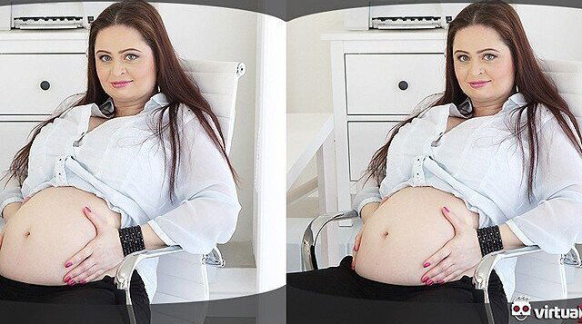 monster pregnant milf masturbating