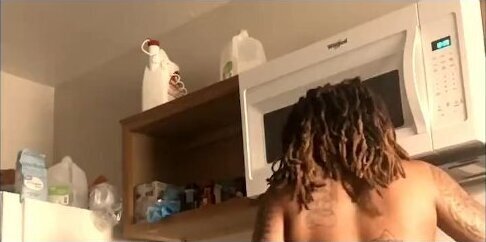 Calling Voyeurs!!! SEXY EBONY MILF COOKING