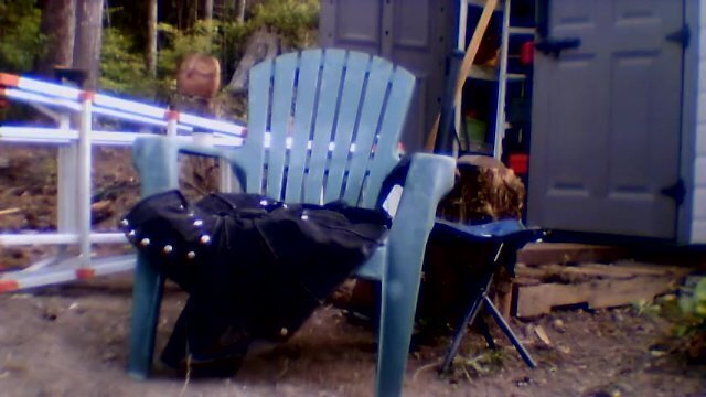 dEaN vApEs sTrOkEs cUmS oUtDoOrS fIrE