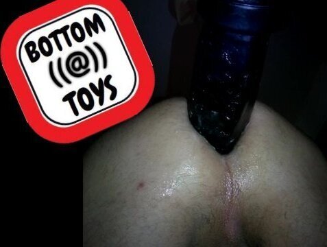 JOUE DOUCEMENT avec gode MATT HUNGSYSTEM DANS (Bottomtoys)