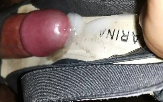 branle avec chaussures d'occasion très sales pour femme