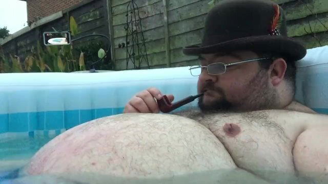 gentlemans hottub sesion clip