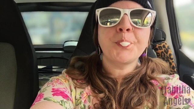 Giggling Bubblegum Popping