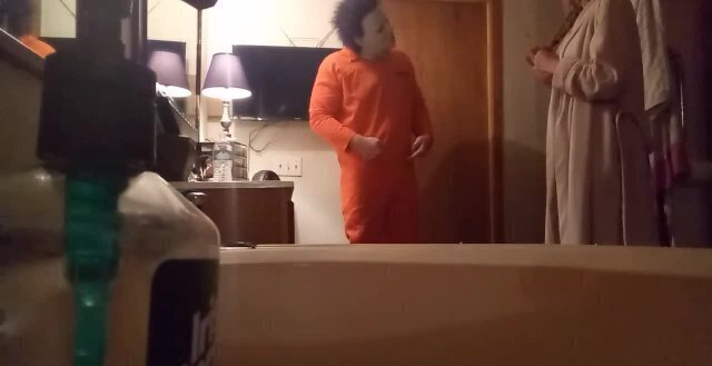 Michael Myers convinces Milf to give BlowJob & Sex in her Bathroom