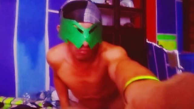 Videos VIRALES, CHICO MÁSCARA VERGON