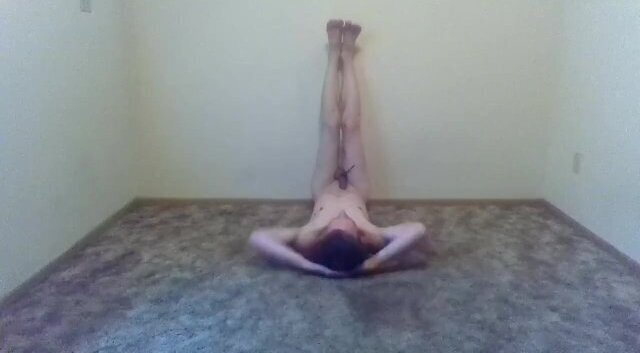 Nude Exercises Views, Artists, Fitness Porn): Wall Sit-Ups