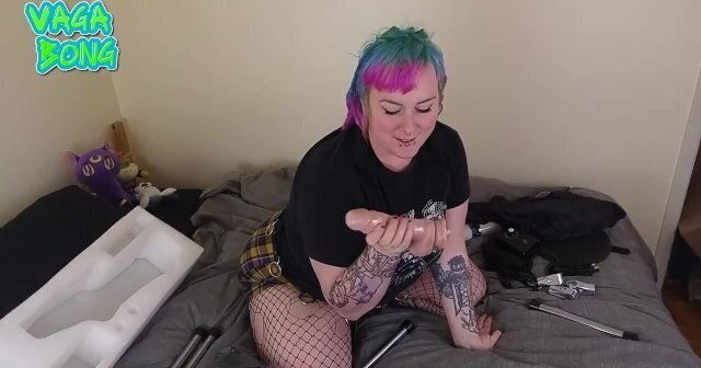 First time Fuck Machine Unboxing cute punk miss vaga