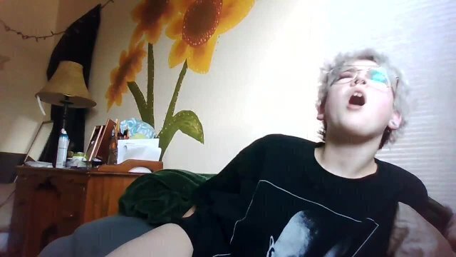 teen makes herself very hard with vibrator