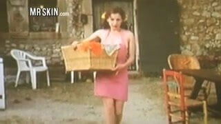 celebrity apron looking real sexy!