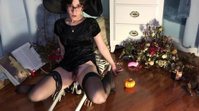 Witch Gives Bones Wild Ride 'Til Cums Hard