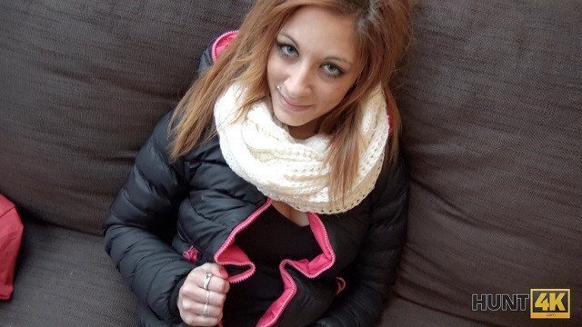 HUNT4K. Cuckold fermare ragazza Jenifer