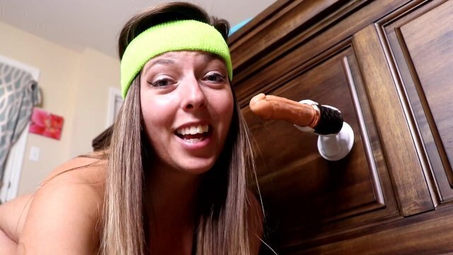 Testing Mounted Thrusting Dildo