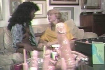 When a black woman visits a white friend...