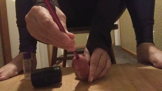 Ballbusting hammer sounding